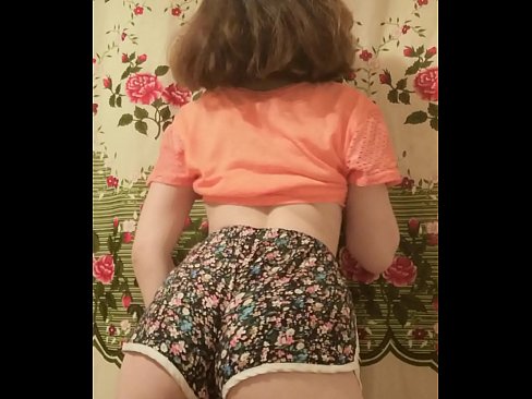 ❤️ מותק צעיר סקסי פושט את המכנסיים הקצרים במצלמה ️❌ פורנו אנאלי ב-iw.rexporn-com.ru ﹏